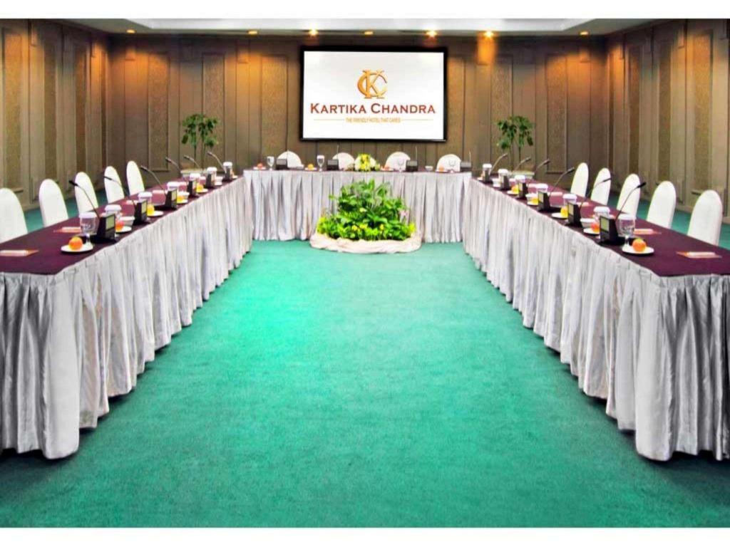 โรงแรมการ์ติกา จันดรา จาการ์ตา ภายนอก รูปภาพ
